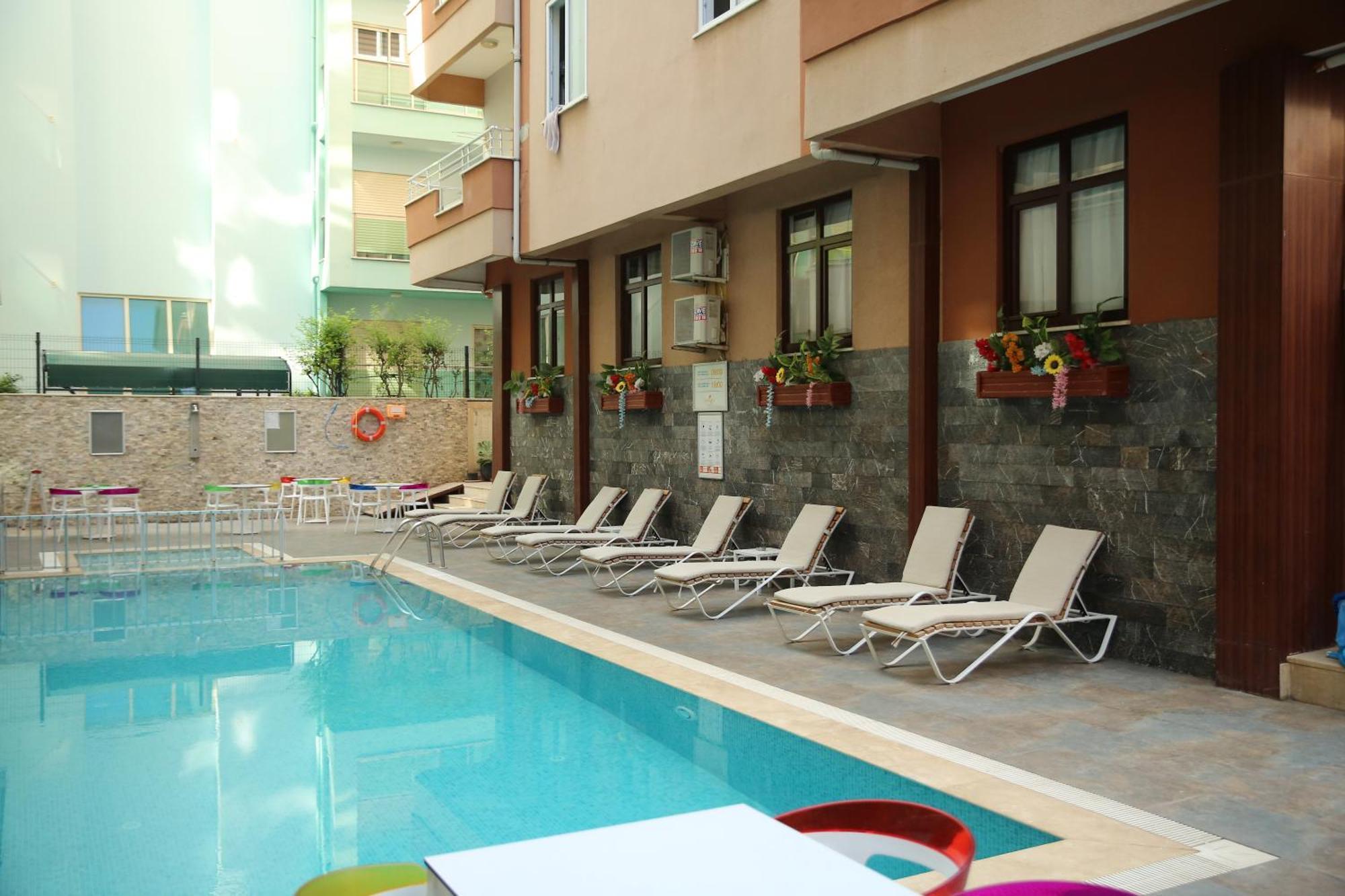 Saray Apart Hotel apartamentowy